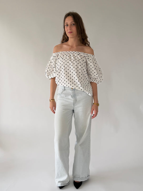 Le top Margot — polka dot off-shoulder top